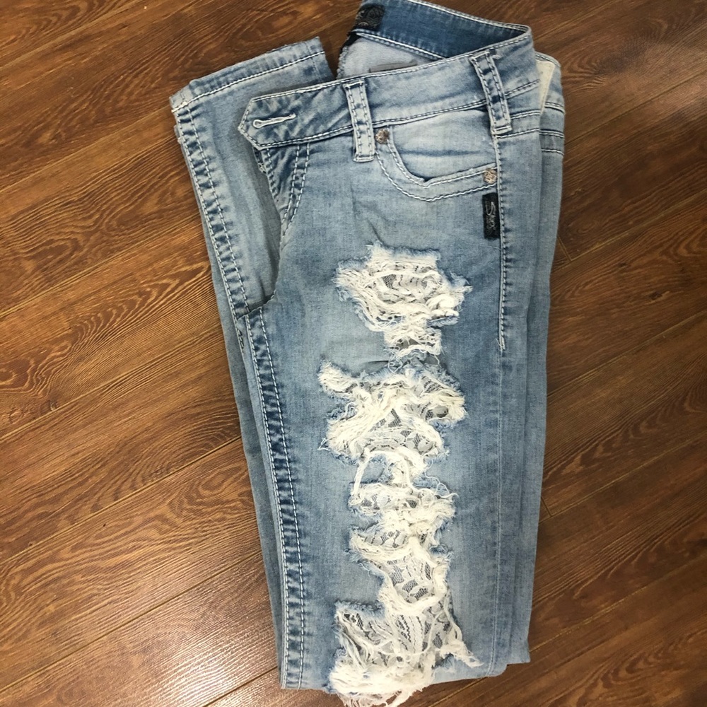 Ripped Skinny Silver Jeans with Lace